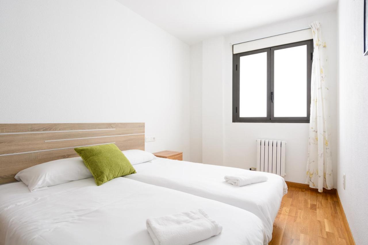 Cesar Augusto - Romano Apartment Zaragoza Luaran gambar